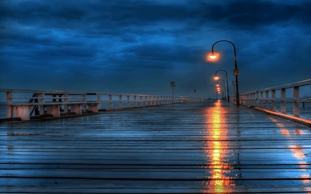 Изображение №10 1600x900 «Мокрый мост в море» из коллекции «Дождь»