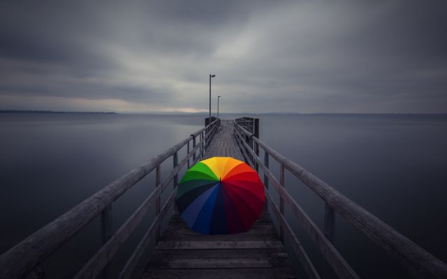 Изображение №20 1843x1152 «Сервый фон у моря, мост, радужный зонтик» из коллекции «Дождь»